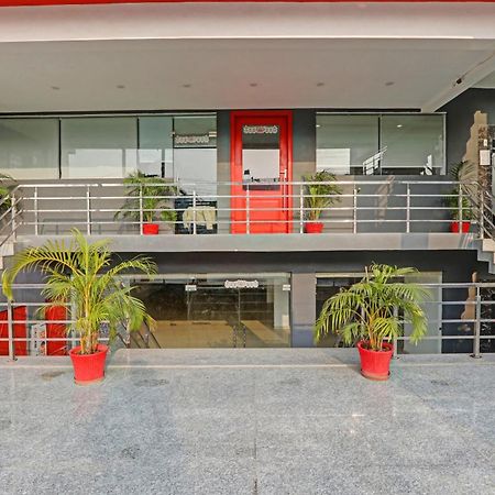 Townhouse The Shubham Hotel Bijnaur Екстериор снимка