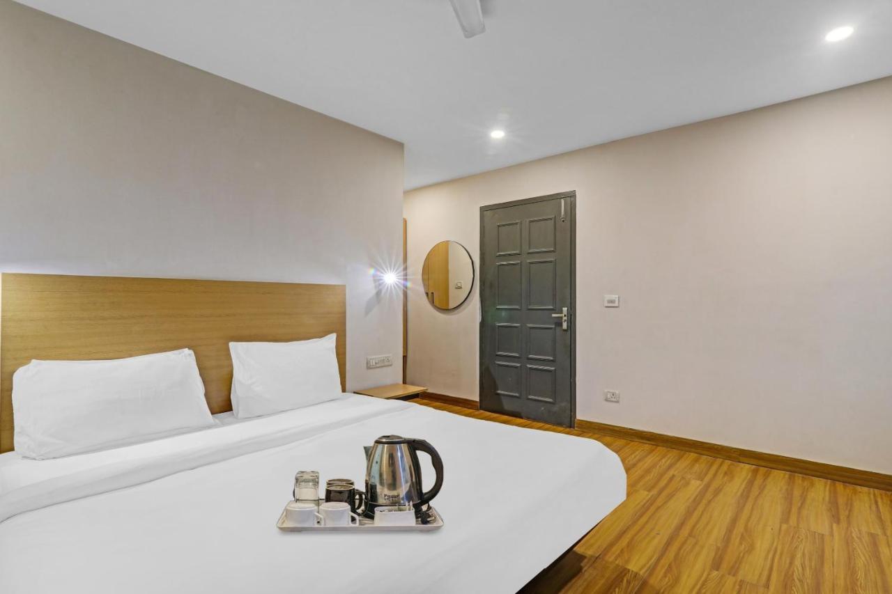 Townhouse The Shubham Hotel Bijnaur Екстериор снимка