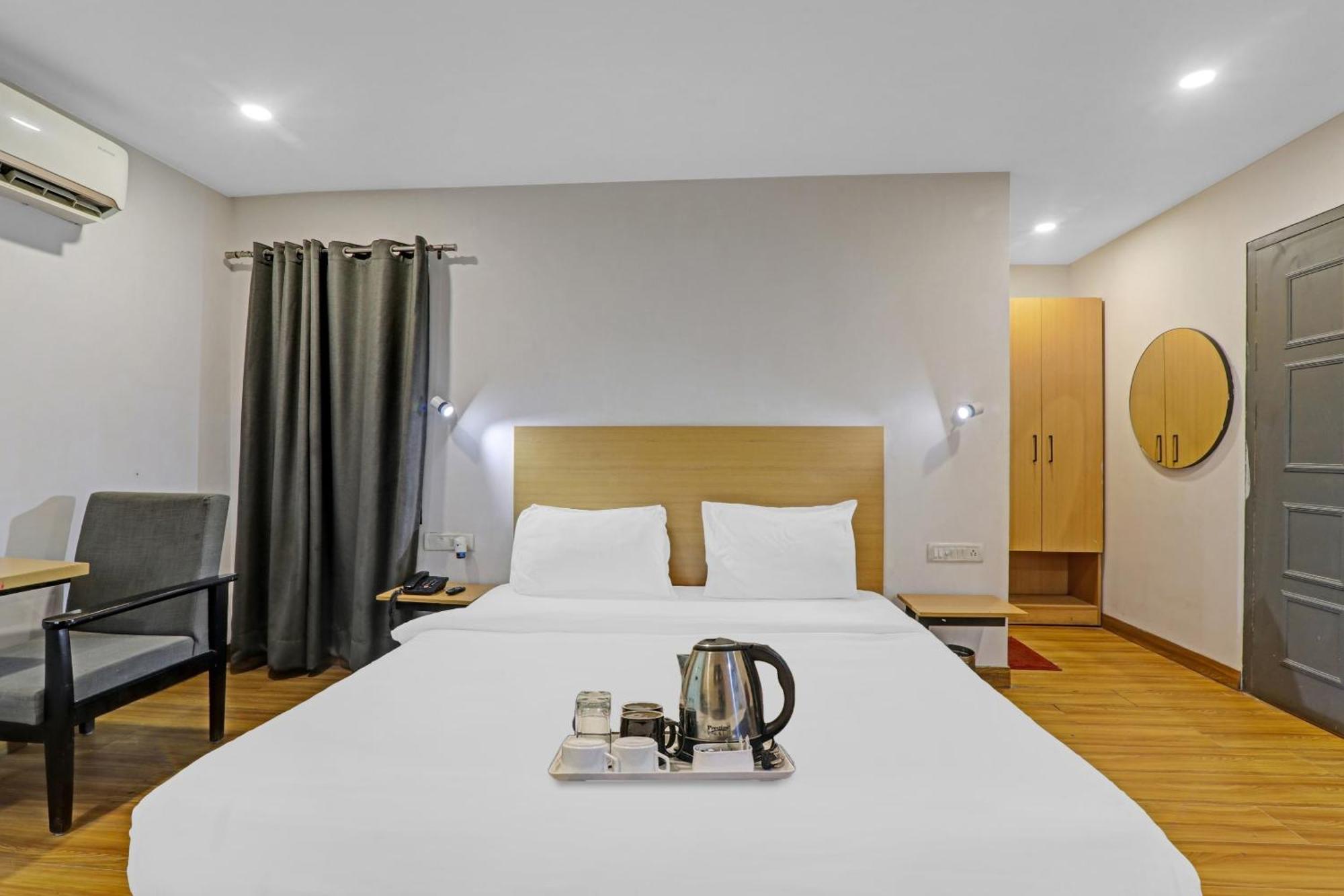 Townhouse The Shubham Hotel Bijnaur Екстериор снимка