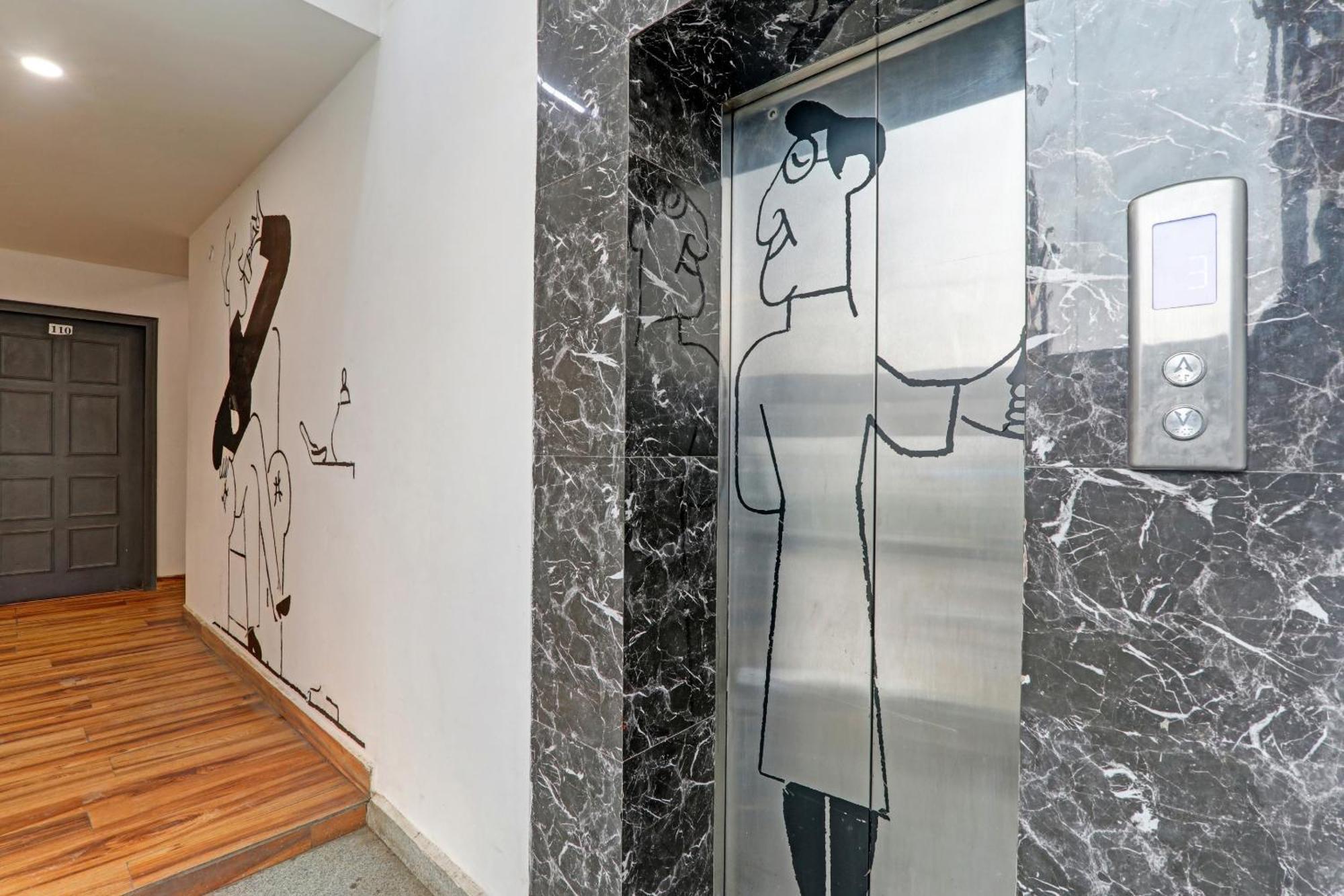 Townhouse The Shubham Hotel Bijnaur Екстериор снимка